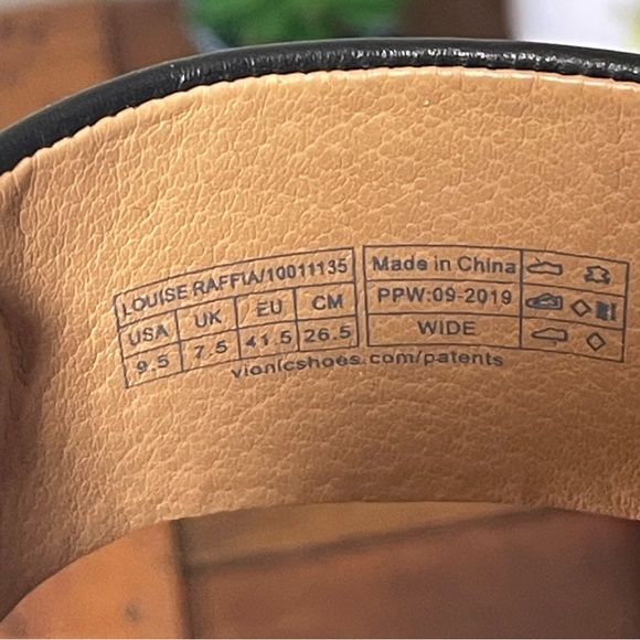 Vionic Women's 9.5 Louise Raffia Platform Sandals in black. Buckled sling back. - Picture 7 of 10